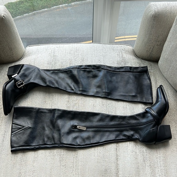 Chloe Rylee Over The Knee Boots - Picture 10 of 16